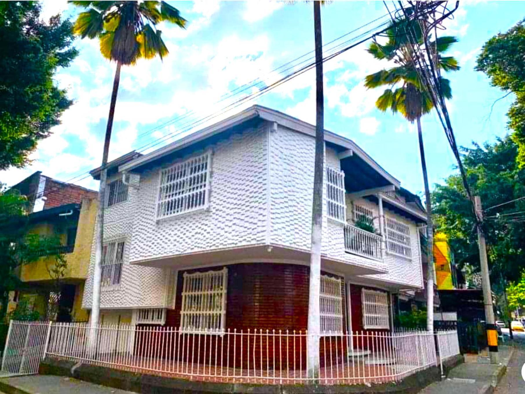 Housetel Cocoon * Medellin